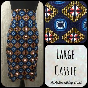 Lularoe Large Cassie